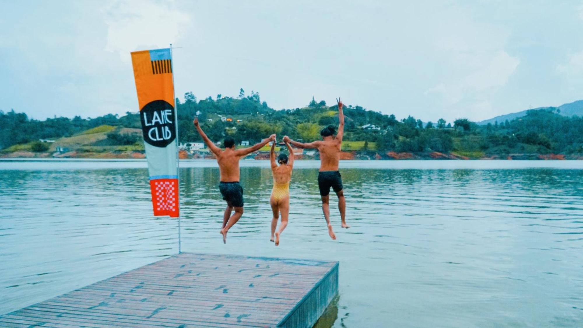 Viajero Guatape Hostel & Lake Club Exterior foto