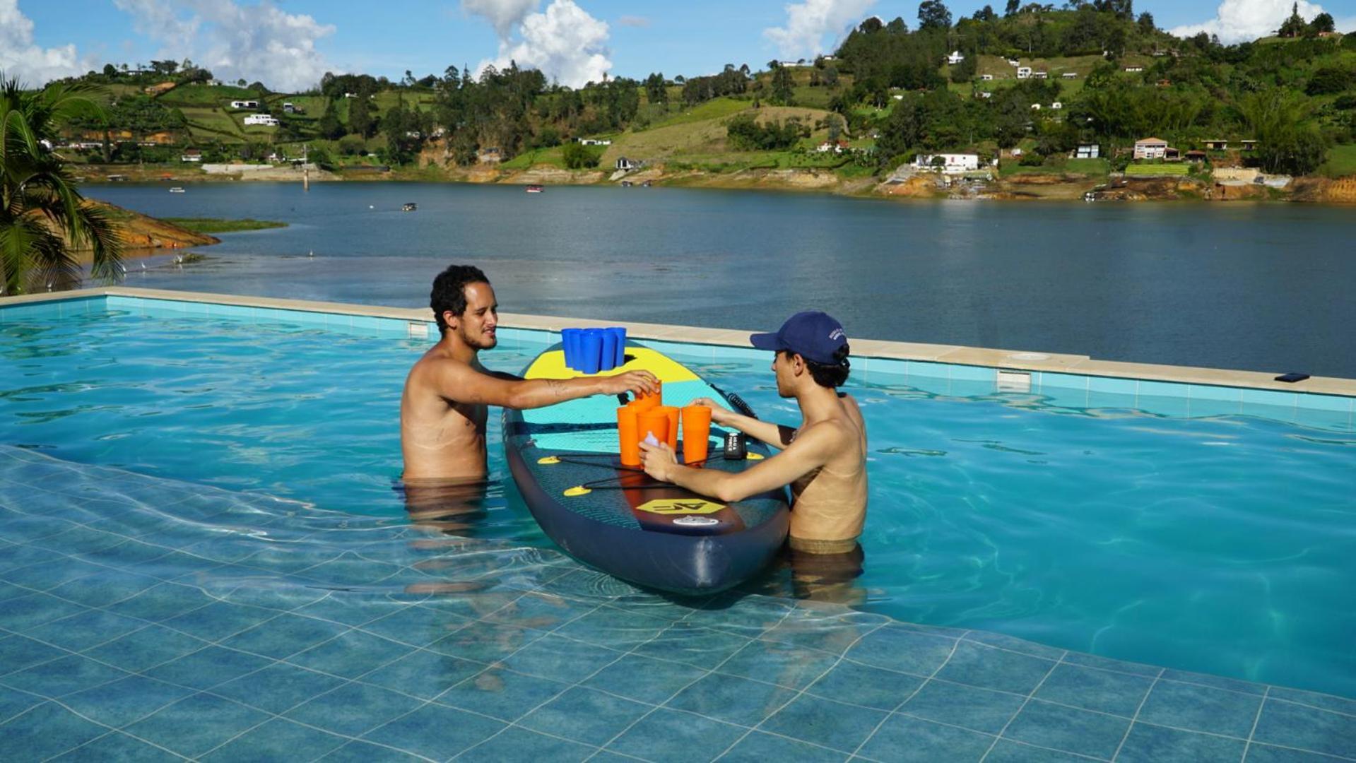 Viajero Guatape Hostel & Lake Club Exterior foto
