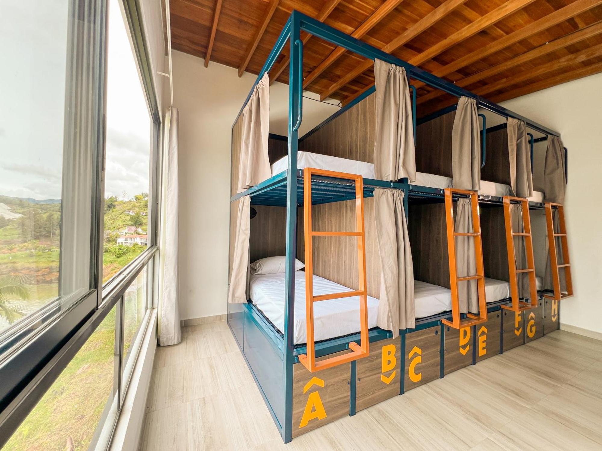 Viajero Guatape Hostel & Lake Club Exterior foto